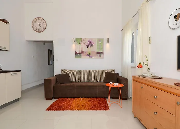 Inge Апартаменты Сегет-Враница